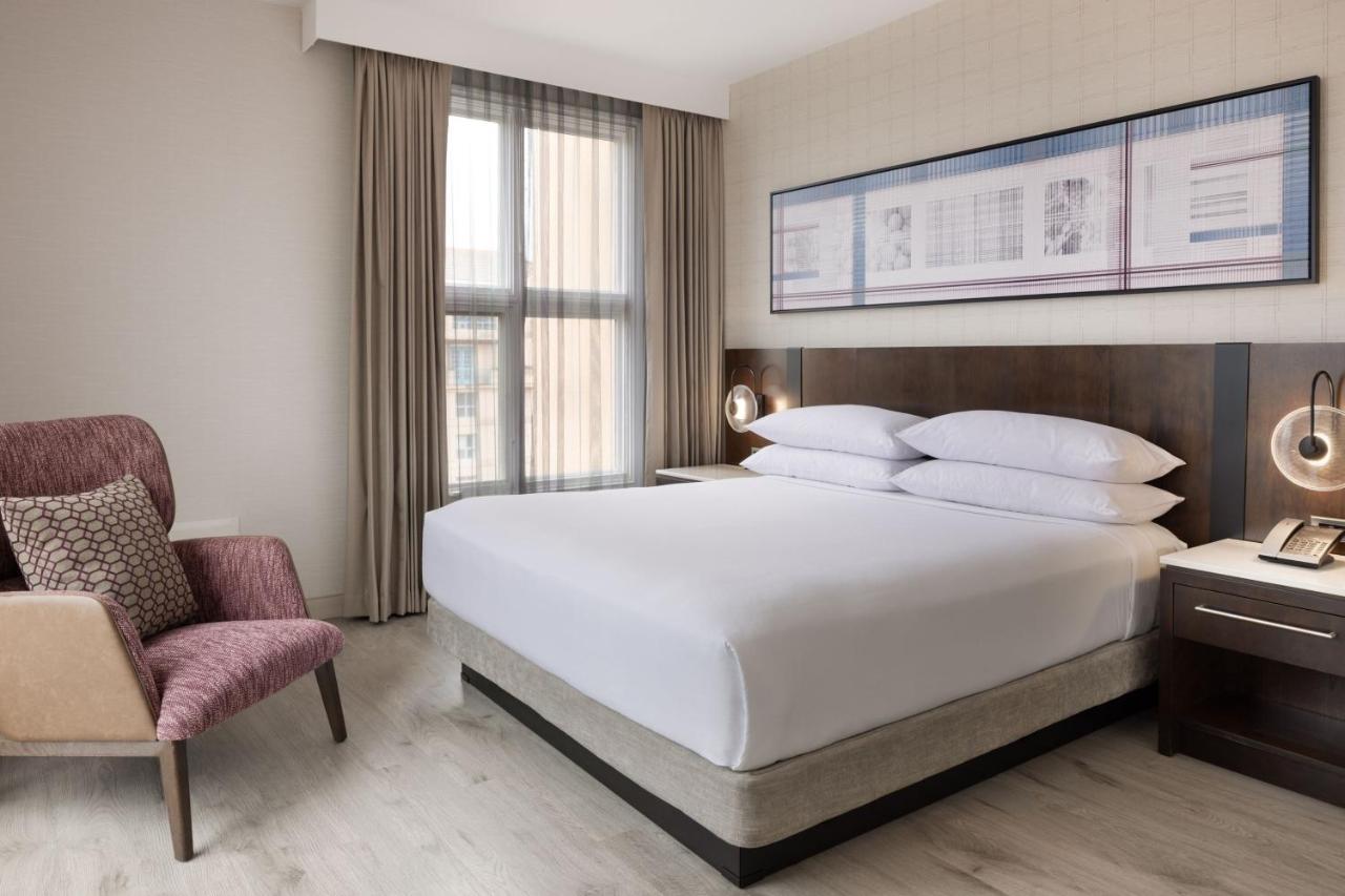 Delta Hotels By Marriott Grand Okanagan Resort Kelowna Buitenkant foto