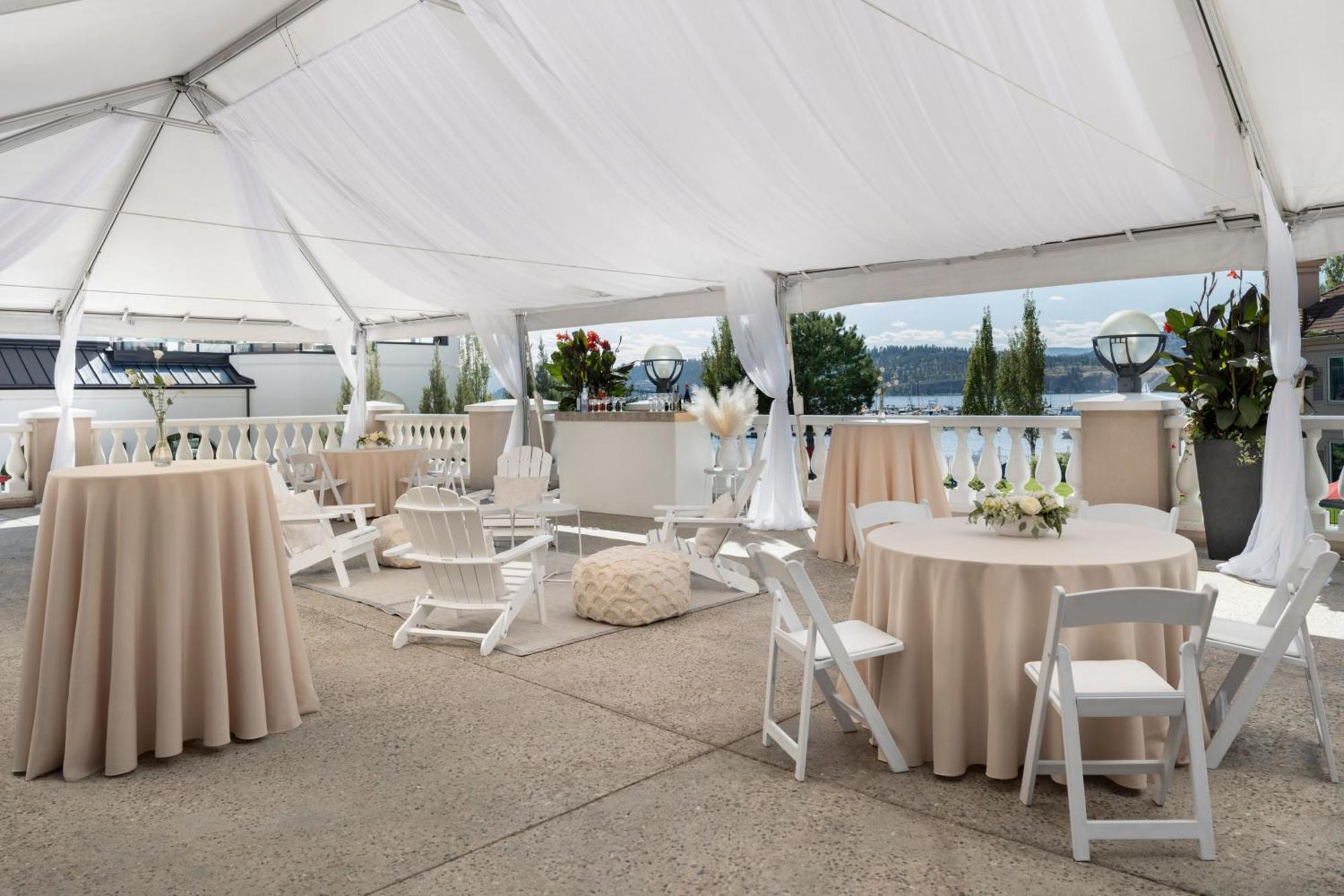 Delta Hotels By Marriott Grand Okanagan Resort Kelowna Buitenkant foto