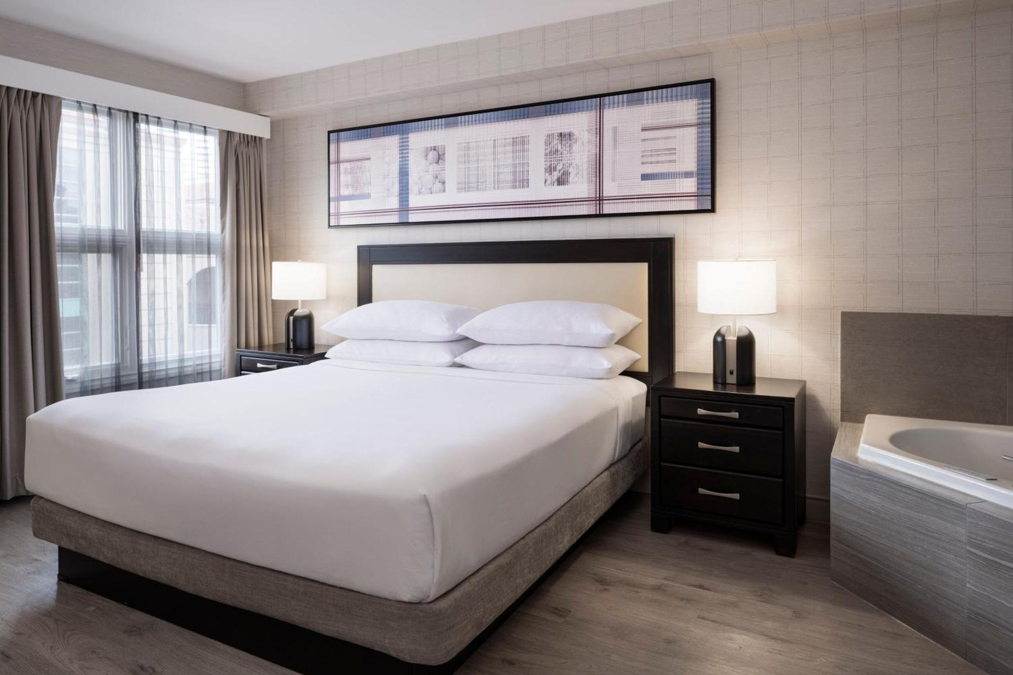 Delta Hotels By Marriott Grand Okanagan Resort Kelowna Buitenkant foto