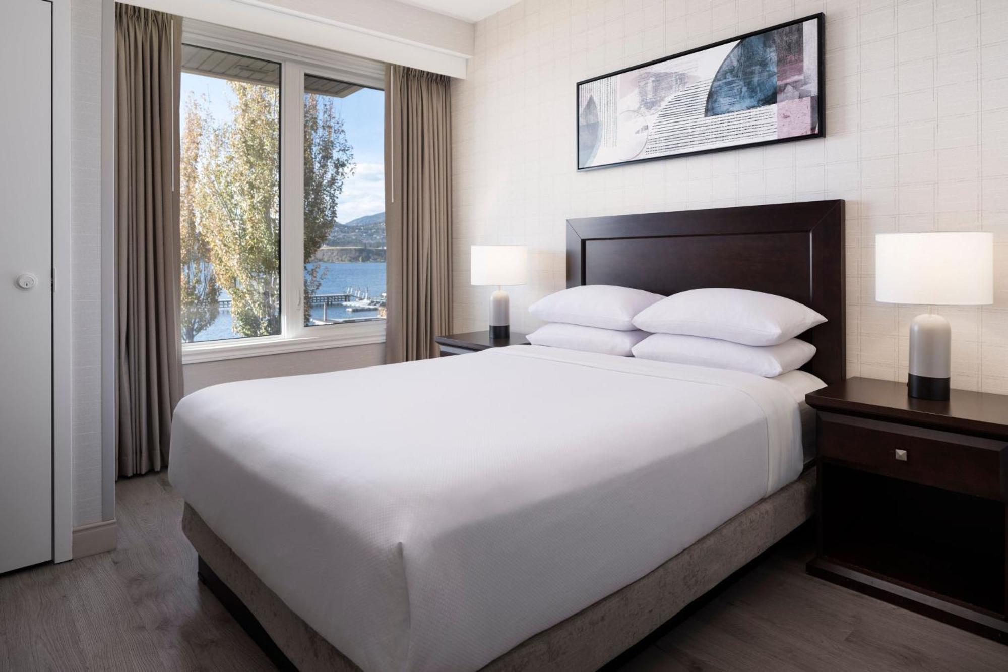 Delta Hotels By Marriott Grand Okanagan Resort Kelowna Buitenkant foto