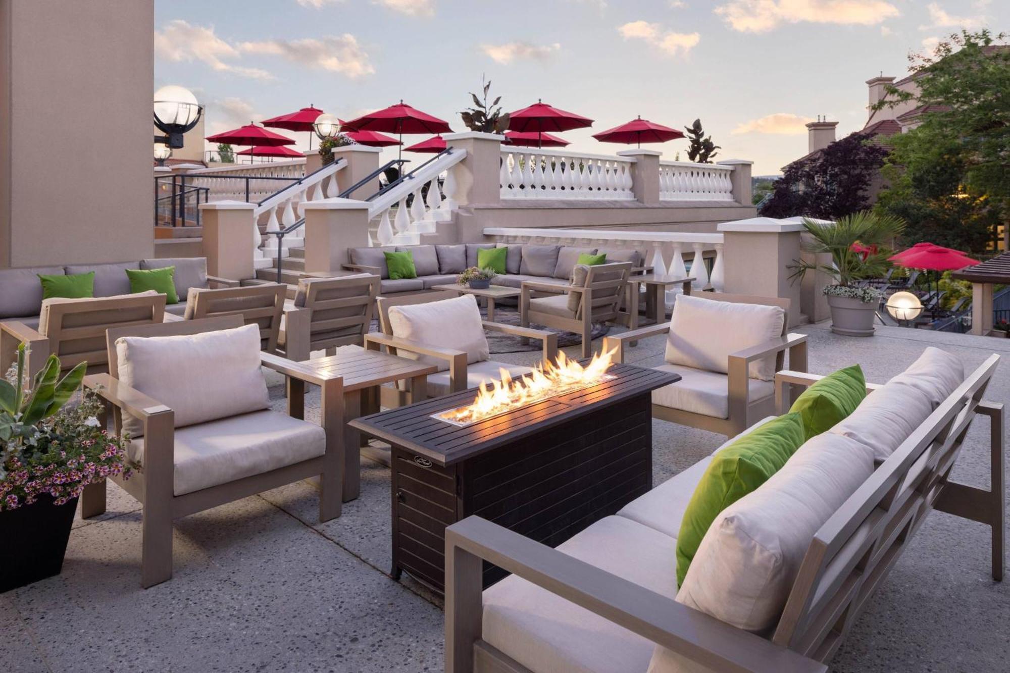 Delta Hotels By Marriott Grand Okanagan Resort Kelowna Buitenkant foto