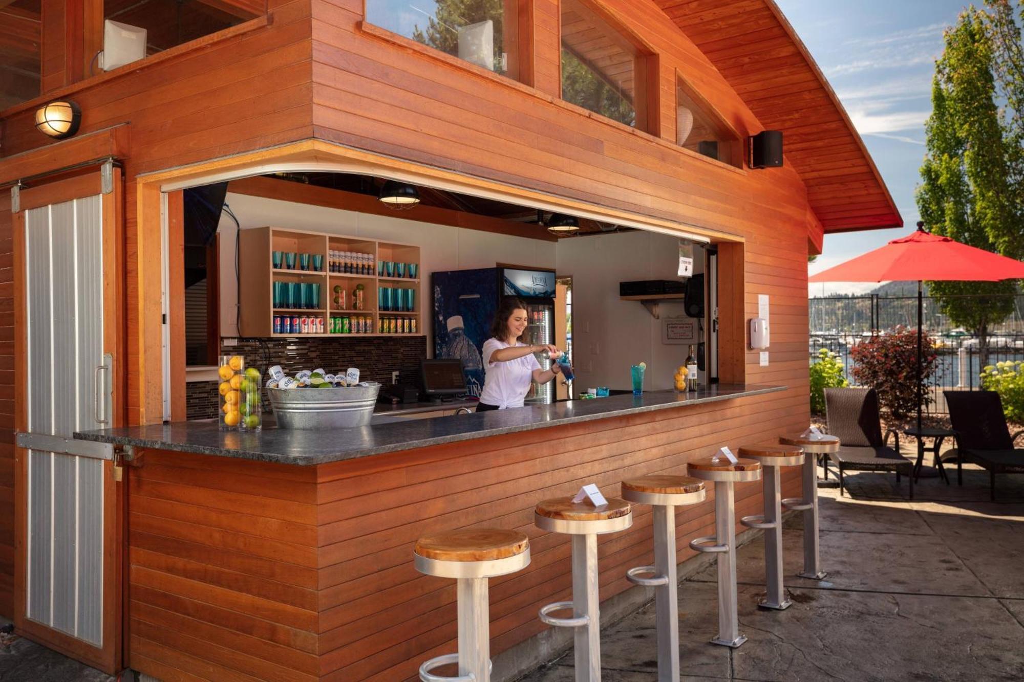 Delta Hotels By Marriott Grand Okanagan Resort Kelowna Buitenkant foto