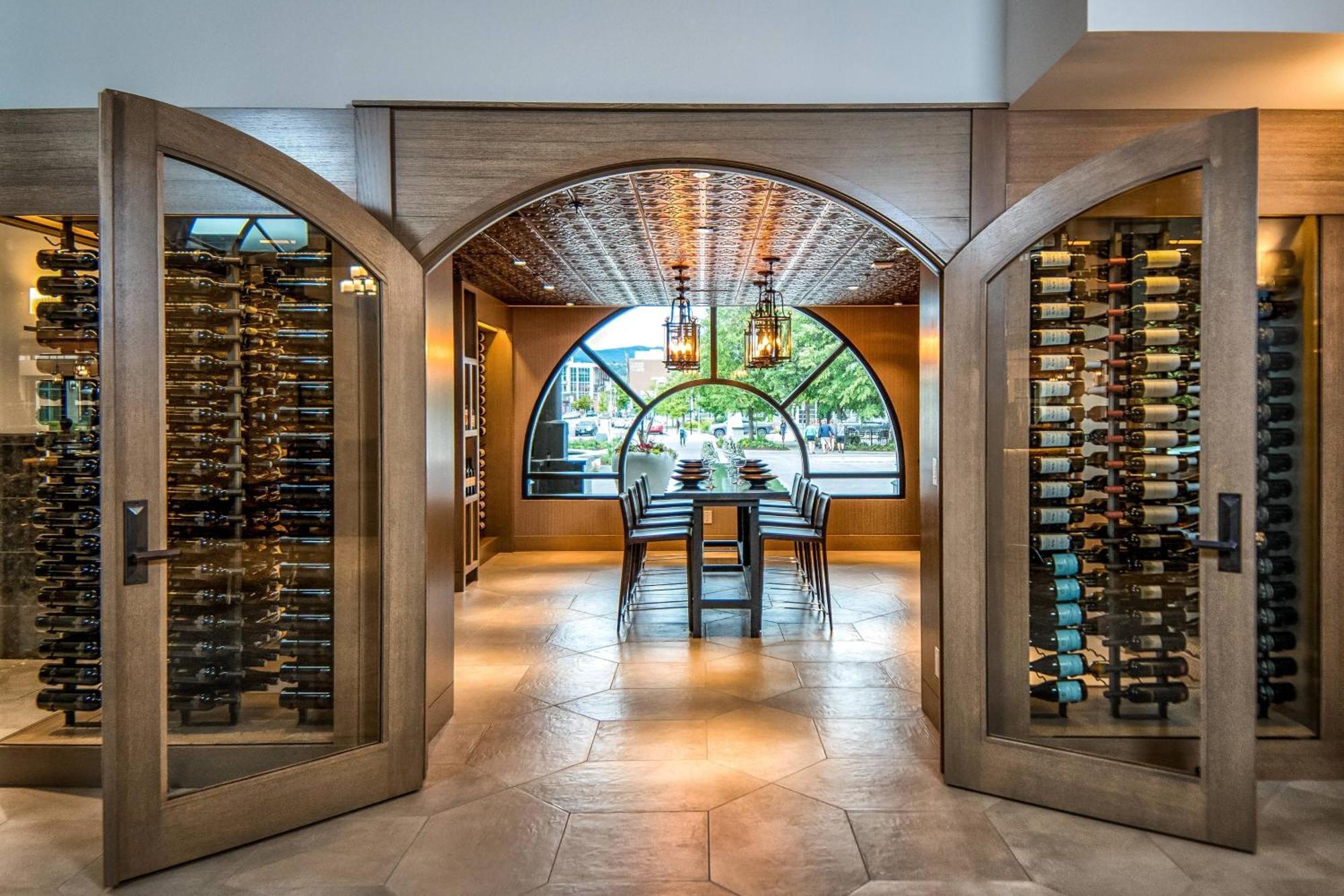 Delta Hotels By Marriott Grand Okanagan Resort Kelowna Buitenkant foto