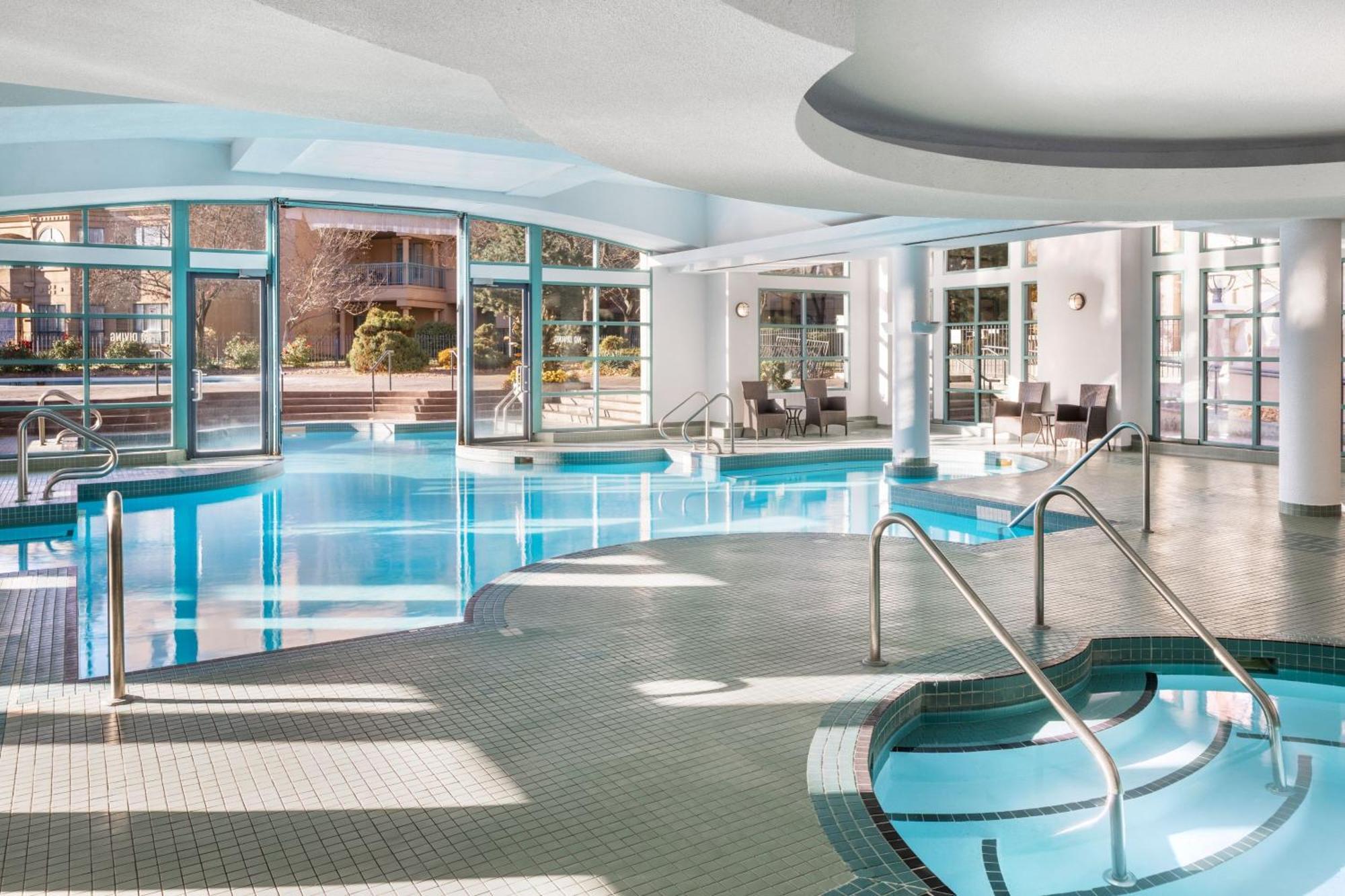 Delta Hotels By Marriott Grand Okanagan Resort Kelowna Buitenkant foto