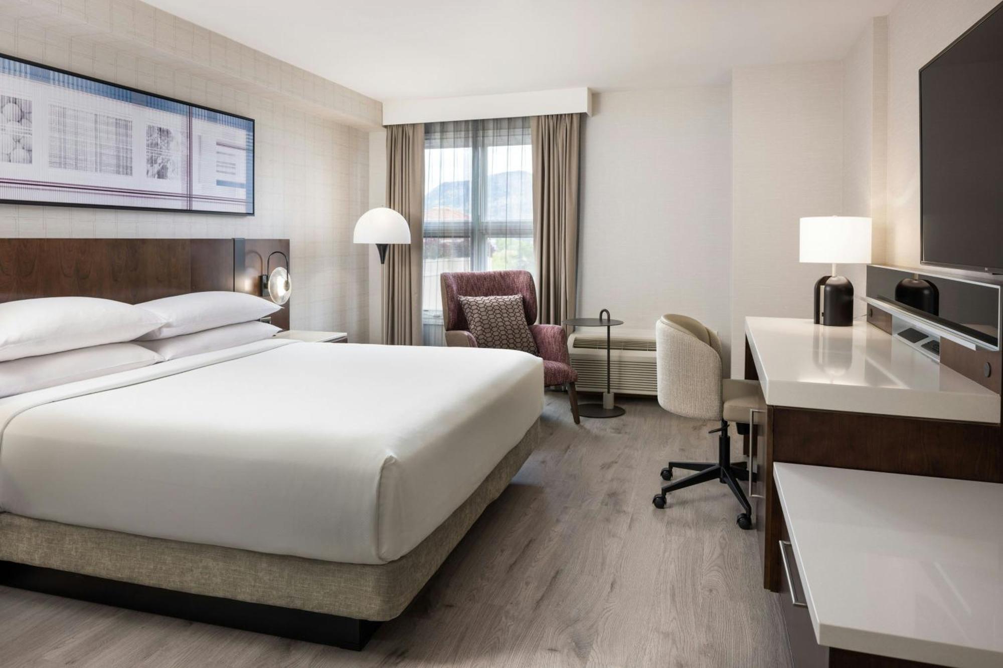 Delta Hotels By Marriott Grand Okanagan Resort Kelowna Buitenkant foto